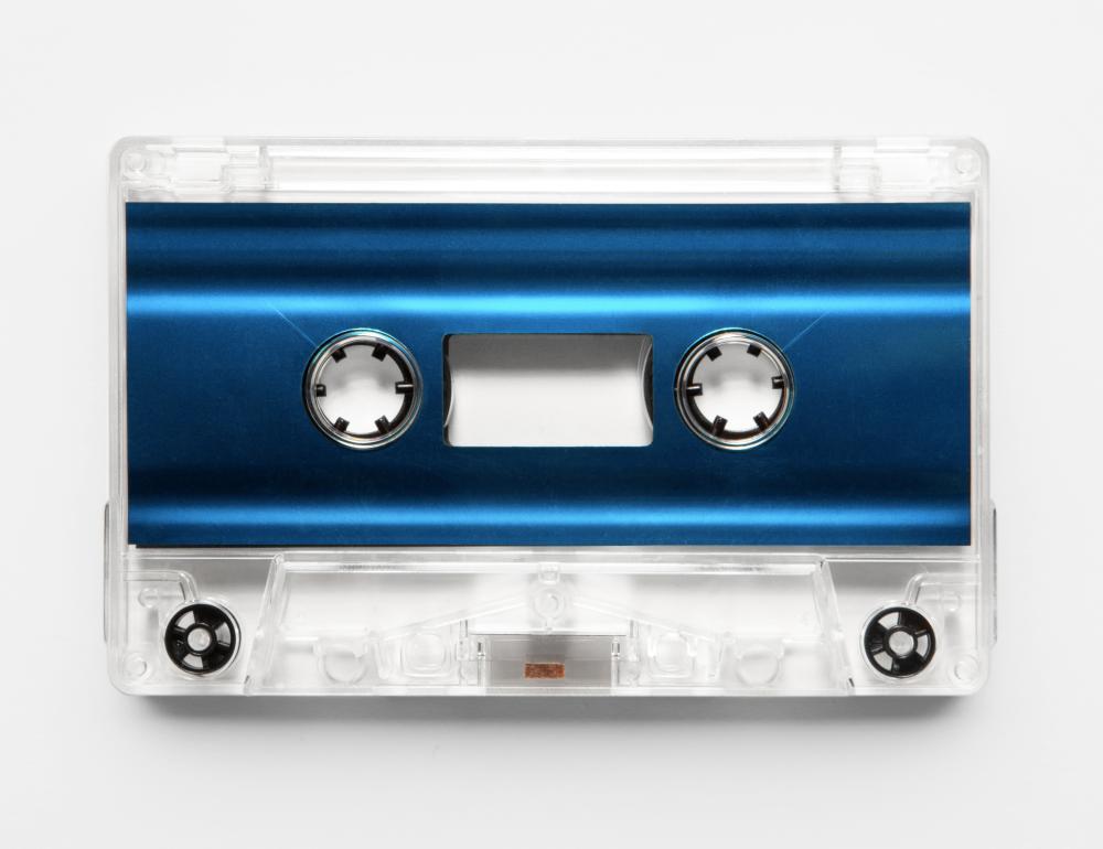 Clear cassette with blue inlay