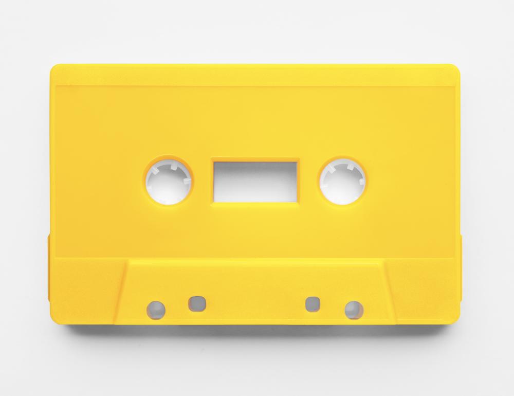 Yellow solid cassette