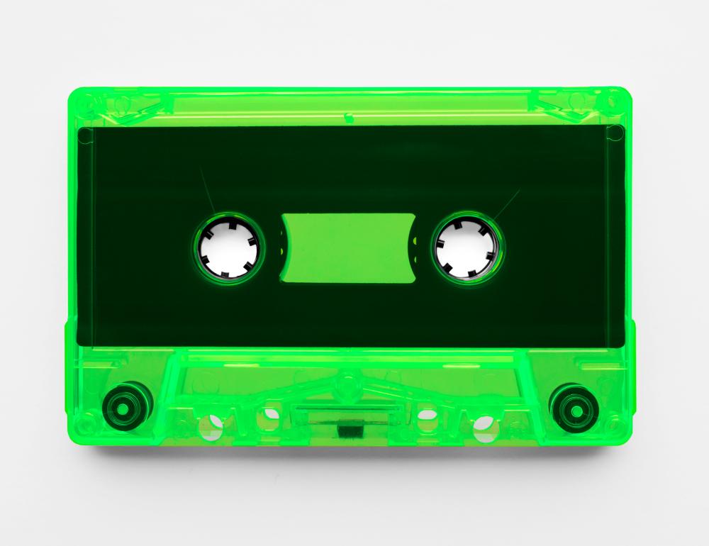 Fosfo green cassette with black inlay